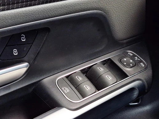 Mercedes-Benz EQB - Afbeelding 12 van 30