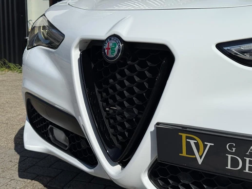 Alfa Romeo Stelvio - Afbeelding 5 van 30