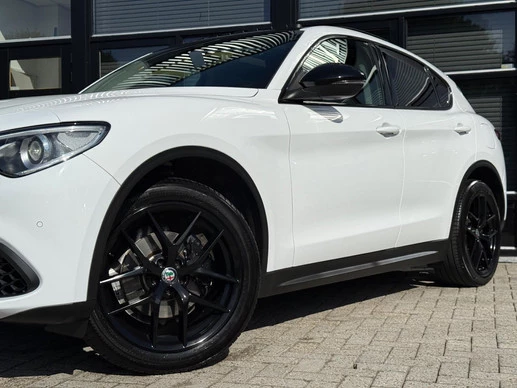 Alfa Romeo Stelvio - Afbeelding 8 van 30