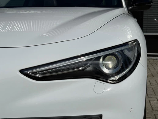 Alfa Romeo Stelvio - Afbeelding 13 van 30