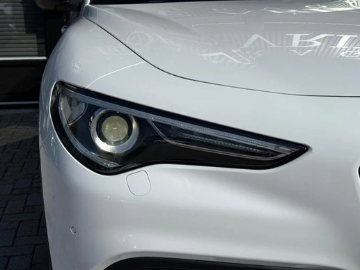 Alfa Romeo Stelvio - Afbeelding 14 van 30