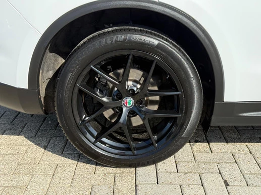 Alfa Romeo Stelvio - Afbeelding 24 van 30