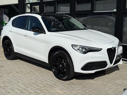 Alfa Romeo Stelvio - Afbeelding 27 van 30