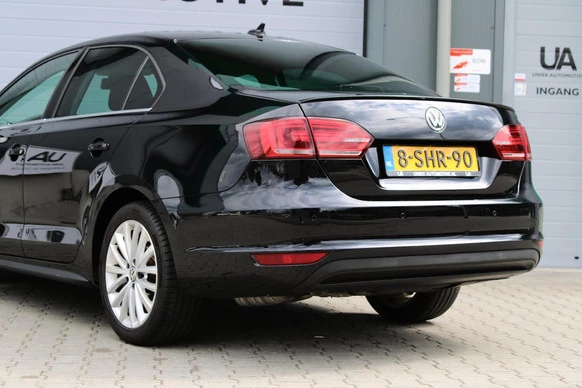 Volkswagen Jetta - Afbeelding 4 van 30