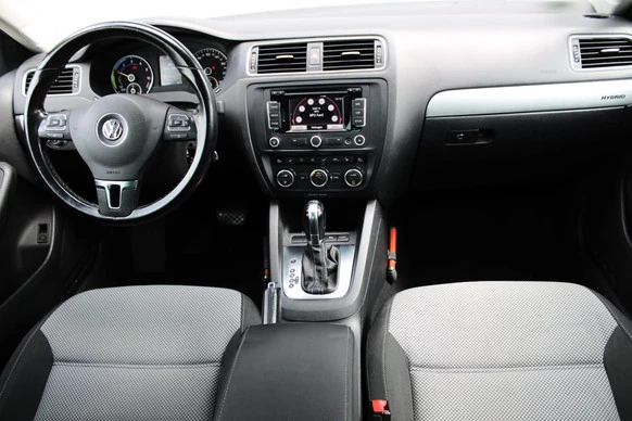 Volkswagen Jetta - Afbeelding 26 van 30