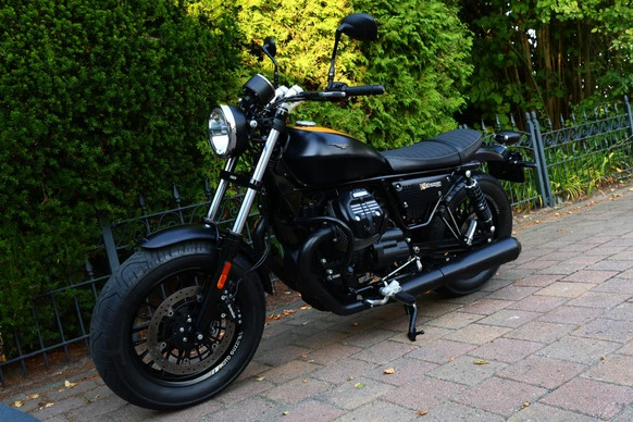Moto Guzzi V9 - Afbeelding 2 van 25