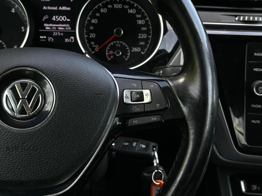 Volkswagen Touran - Afbeelding 13 van 30