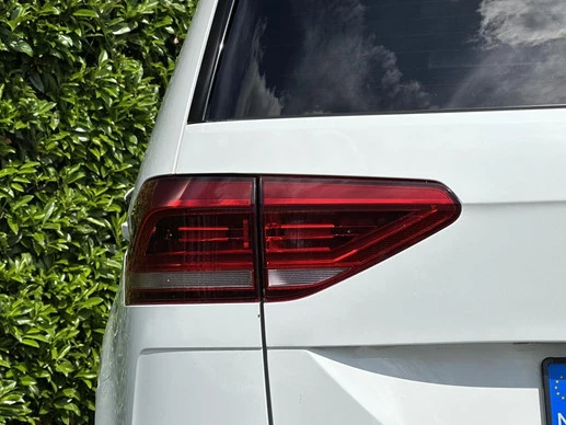 Volkswagen Touran - Afbeelding 17 van 30