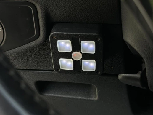 Volkswagen Touran - Afbeelding 27 van 30