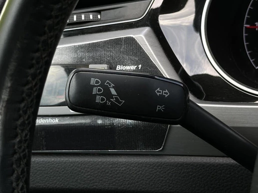 Volkswagen Touran - Afbeelding 28 van 30