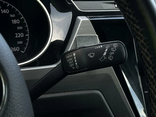 Volkswagen Touran - Afbeelding 29 van 30