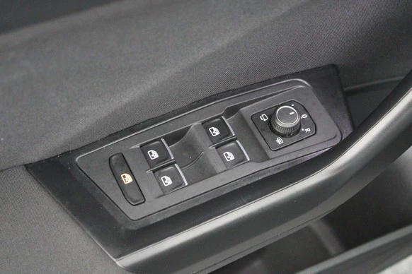 Volkswagen T-Roc - Afbeelding 14 van 30