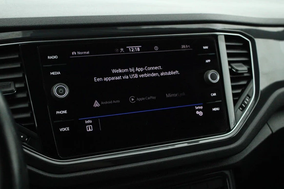 Volkswagen T-Roc - Afbeelding 21 van 30