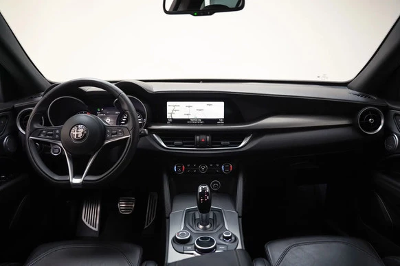 Alfa Romeo Stelvio - Afbeelding 5 van 30