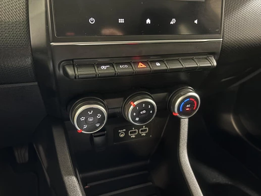 Renault Clio - Afbeelding 28 van 30