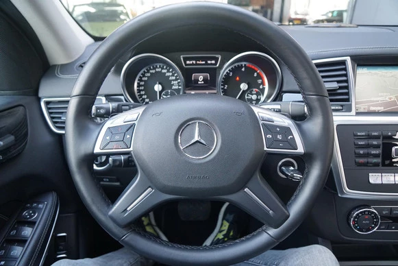Mercedes-Benz GL - Afbeelding 17 van 30