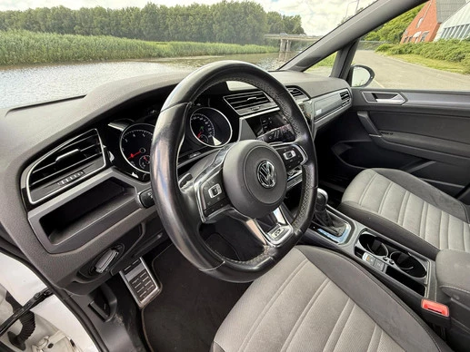 Volkswagen Touran - Afbeelding 25 van 30