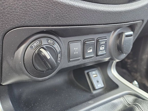 Nissan Navara - Afbeelding 11 van 17