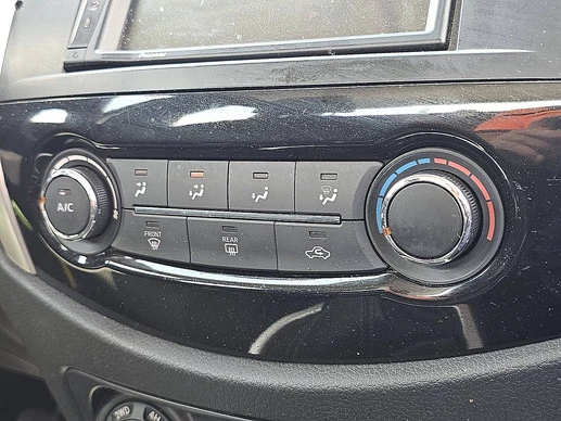 Nissan Navara - Afbeelding 12 van 17