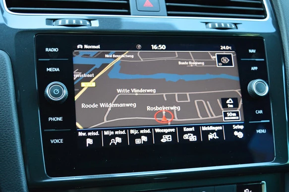 Volkswagen e-Golf - Afbeelding 16 van 30