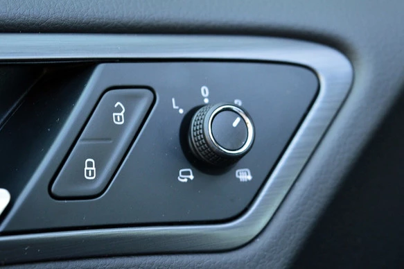 Volkswagen e-Golf - Afbeelding 24 van 30