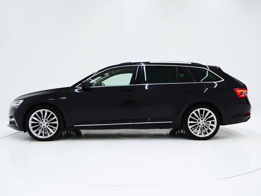 Škoda Superb - Afbeelding 2 van 30