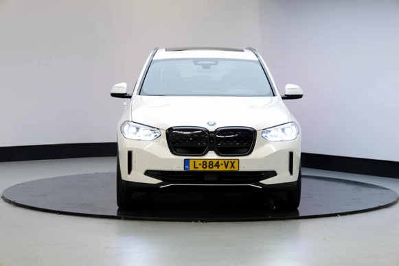 BMW iX3 - Afbeelding 24 van 30