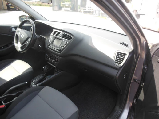 Hyundai i20 - Afbeelding 11 van 28