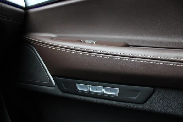BMW 7 Serie - Afbeelding 9 van 30