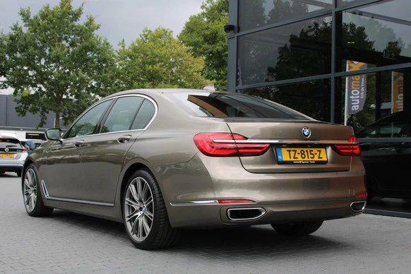 BMW 7 Serie - Afbeelding 13 van 30