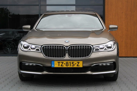 BMW 7 Serie - Afbeelding 16 van 30