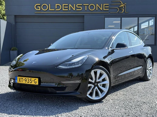 Tesla Model 3 - Afbeelding 1 van 30