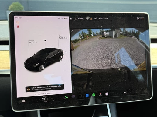 Tesla Model 3 - Afbeelding 15 van 30