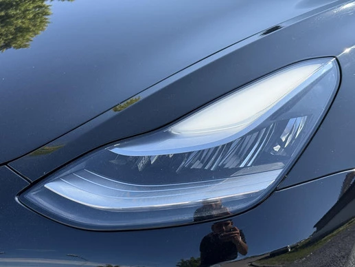 Tesla Model 3 - Afbeelding 28 van 30