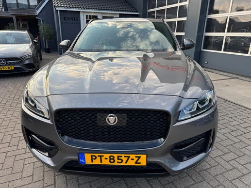 Jaguar F-PACE - Afbeelding 16 van 30
