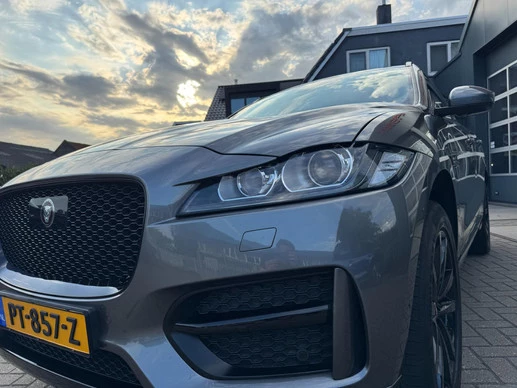 Jaguar F-PACE - Afbeelding 17 van 30
