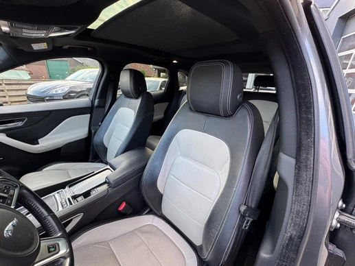 Jaguar F-PACE - Afbeelding 25 van 30