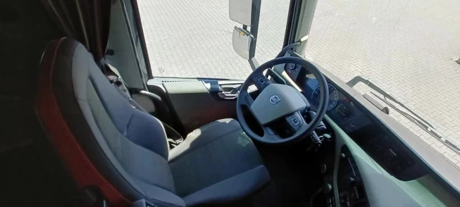 Volvo FH - Afbeelding 28 van 30