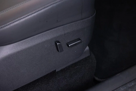 Tesla Model Y - Afbeelding 5 van 24