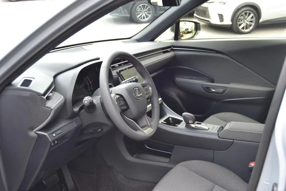 Lexus LBX - Afbeelding 10 van 30