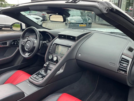 Jaguar F-Type - Afbeelding 7 van 30