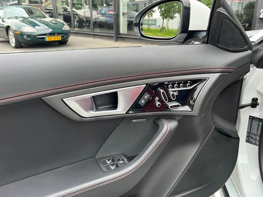 Jaguar F-Type - Afbeelding 13 van 30