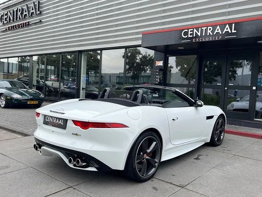Jaguar F-Type - Afbeelding 23 van 30