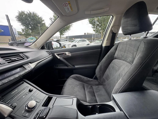 Lexus CT - Afbeelding 26 van 30