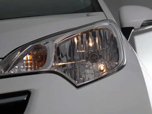 Toyota Verso-S - Afbeelding 27 van 30