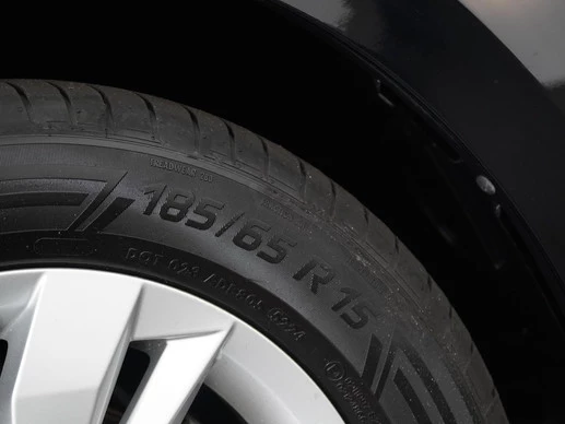 Volkswagen Polo - Afbeelding 24 van 30
