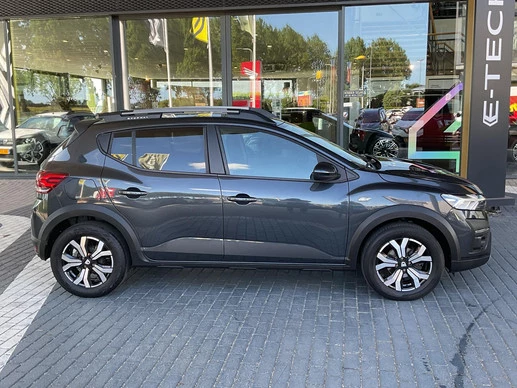 Dacia Sandero - Afbeelding 2 van 30