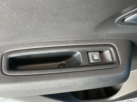 Dacia Sandero - Afbeelding 16 van 30