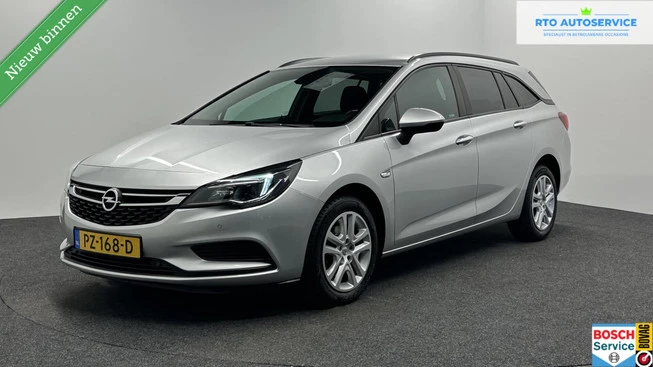 Opel Astra - Afbeelding 1 van 30