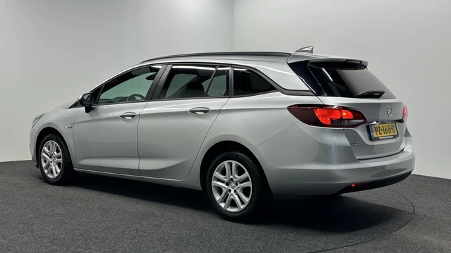 Opel Astra - Afbeelding 4 van 30